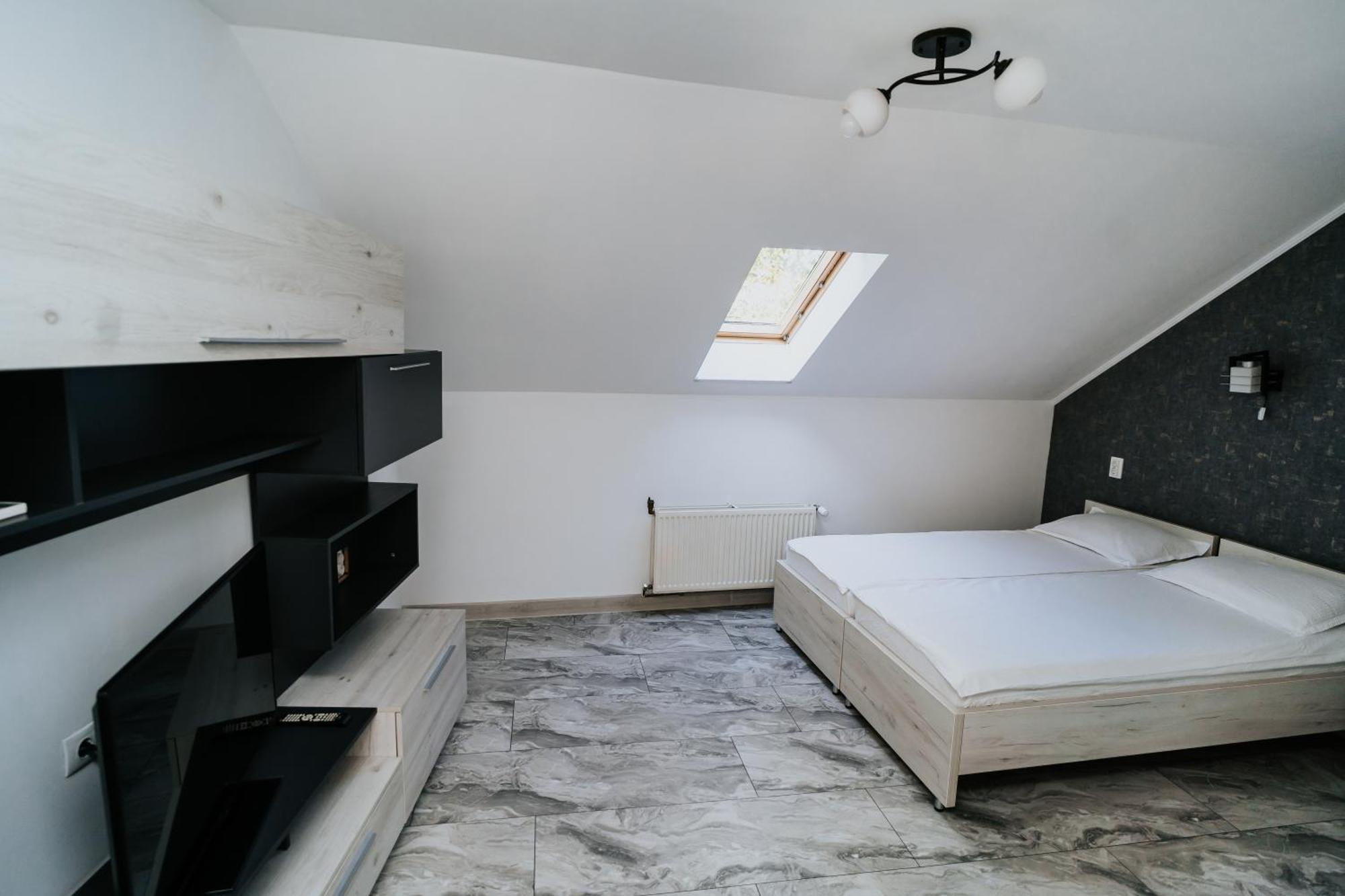 Apartment Attic Sibiu Eksteriør billede